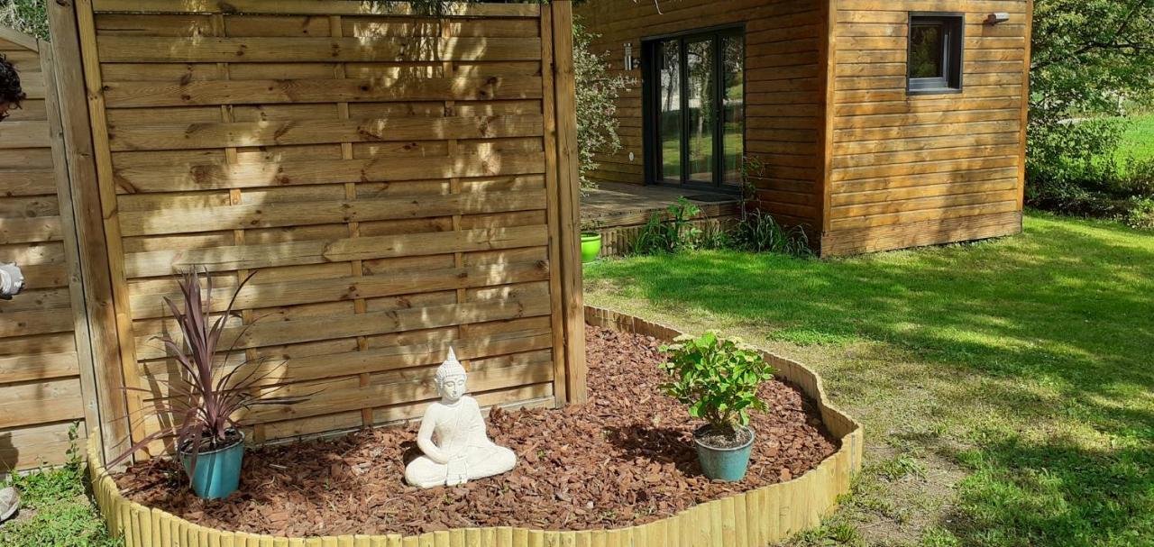 Au Coeur Du Bien-Etre, Chalet Avec Piscine Chauffee Et Couverte, Spa, Sauna, Massages Monteaux Buitenkant foto