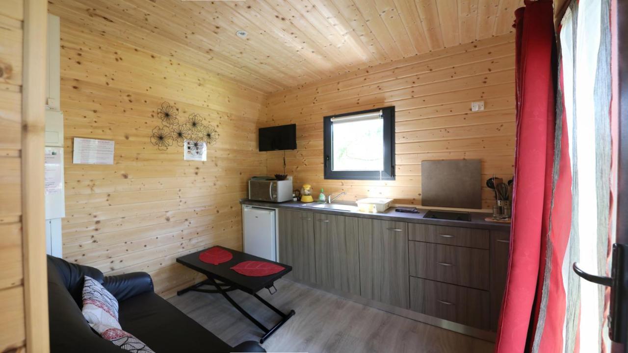 Au Coeur Du Bien-Etre, Chalet Avec Piscine Chauffee Et Couverte, Spa, Sauna, Massages Monteaux Buitenkant foto