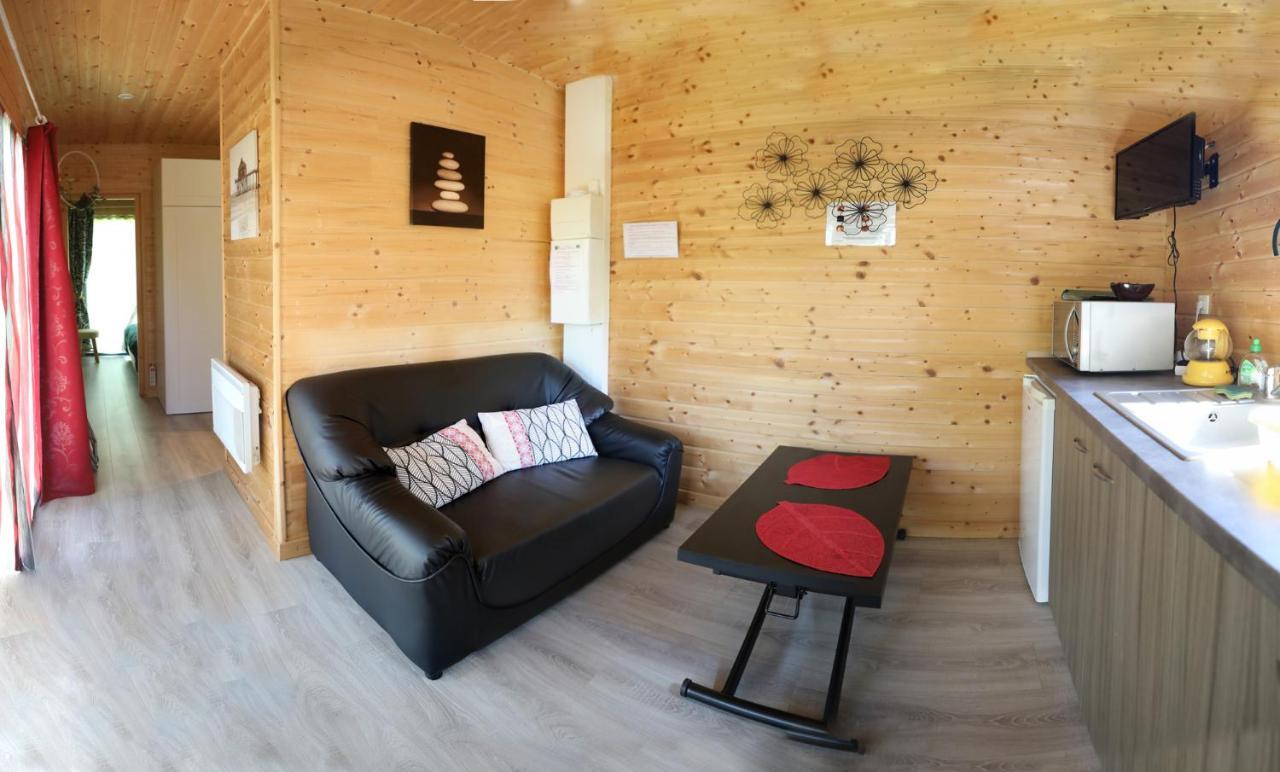 Au Coeur Du Bien-Etre, Chalet Avec Piscine Chauffee Et Couverte, Spa, Sauna, Massages Monteaux Buitenkant foto
