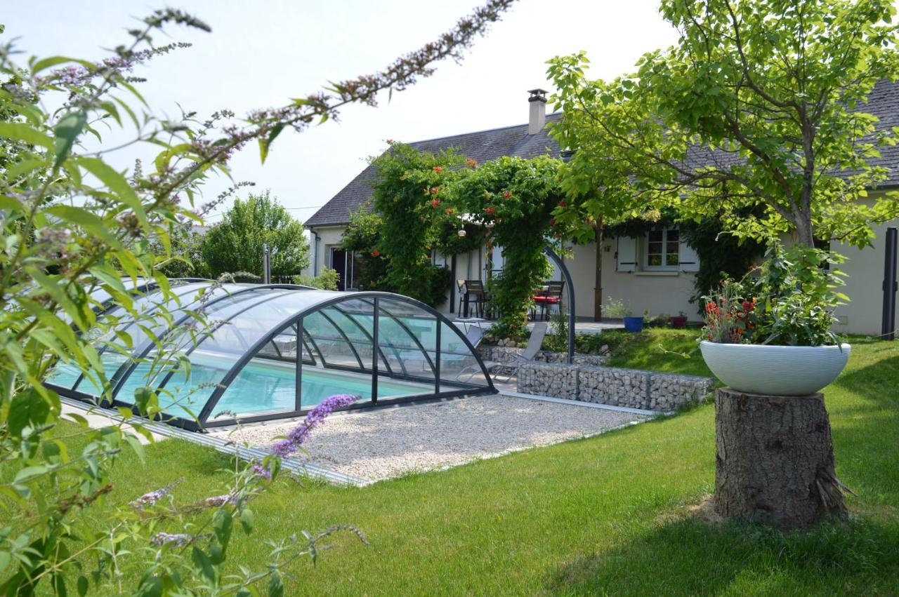 Au Coeur Du Bien-Etre, Chalet Avec Piscine Chauffee Et Couverte, Spa, Sauna, Massages Monteaux Buitenkant foto