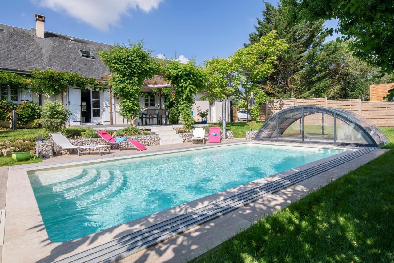 Au Coeur Du Bien-Etre, Chalet Avec Piscine Chauffee Et Couverte, Spa, Sauna, Massages Monteaux Buitenkant foto
