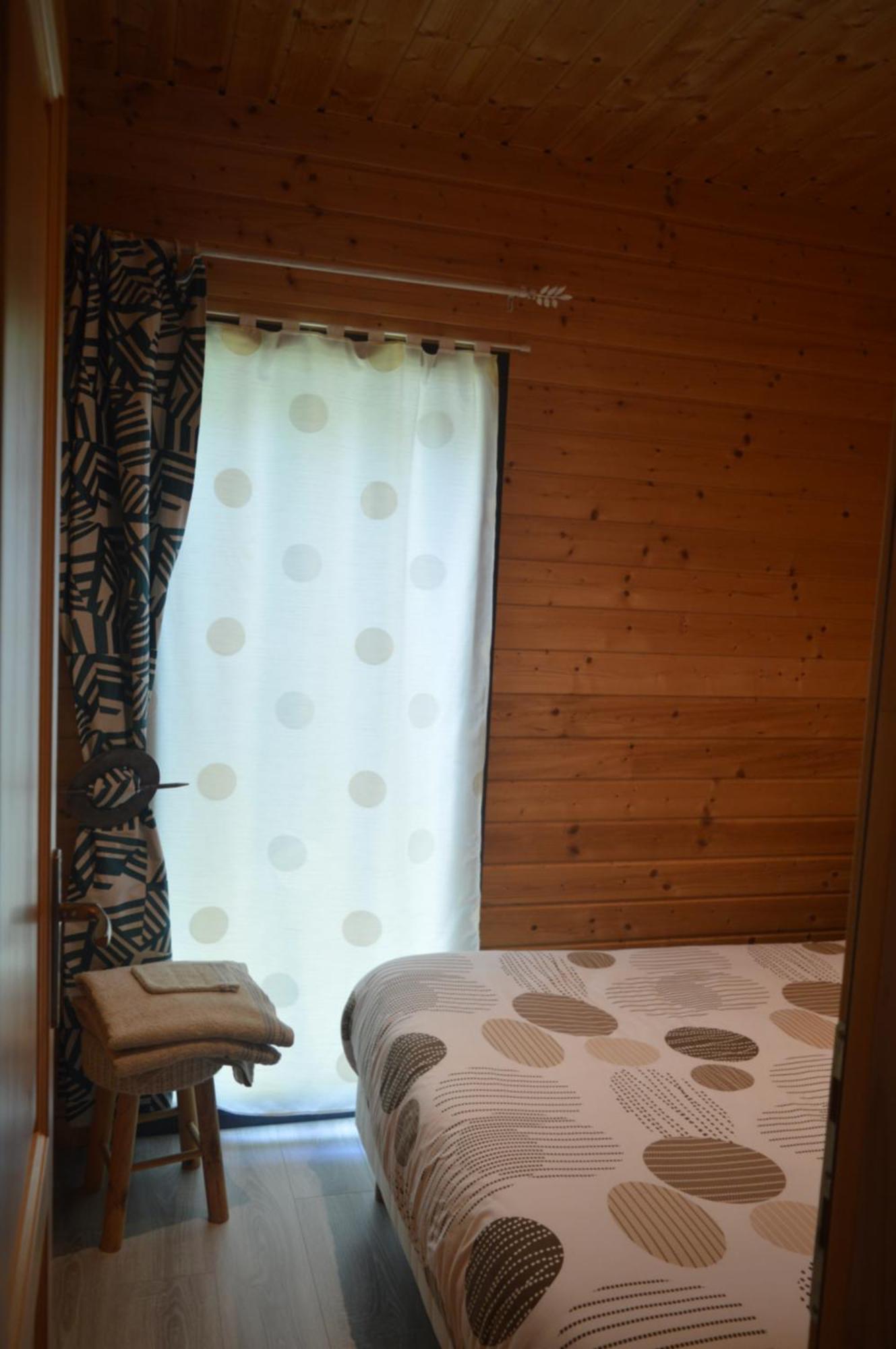 Au Coeur Du Bien-Etre, Chalet Avec Piscine Chauffee Et Couverte, Spa, Sauna, Massages Monteaux Buitenkant foto